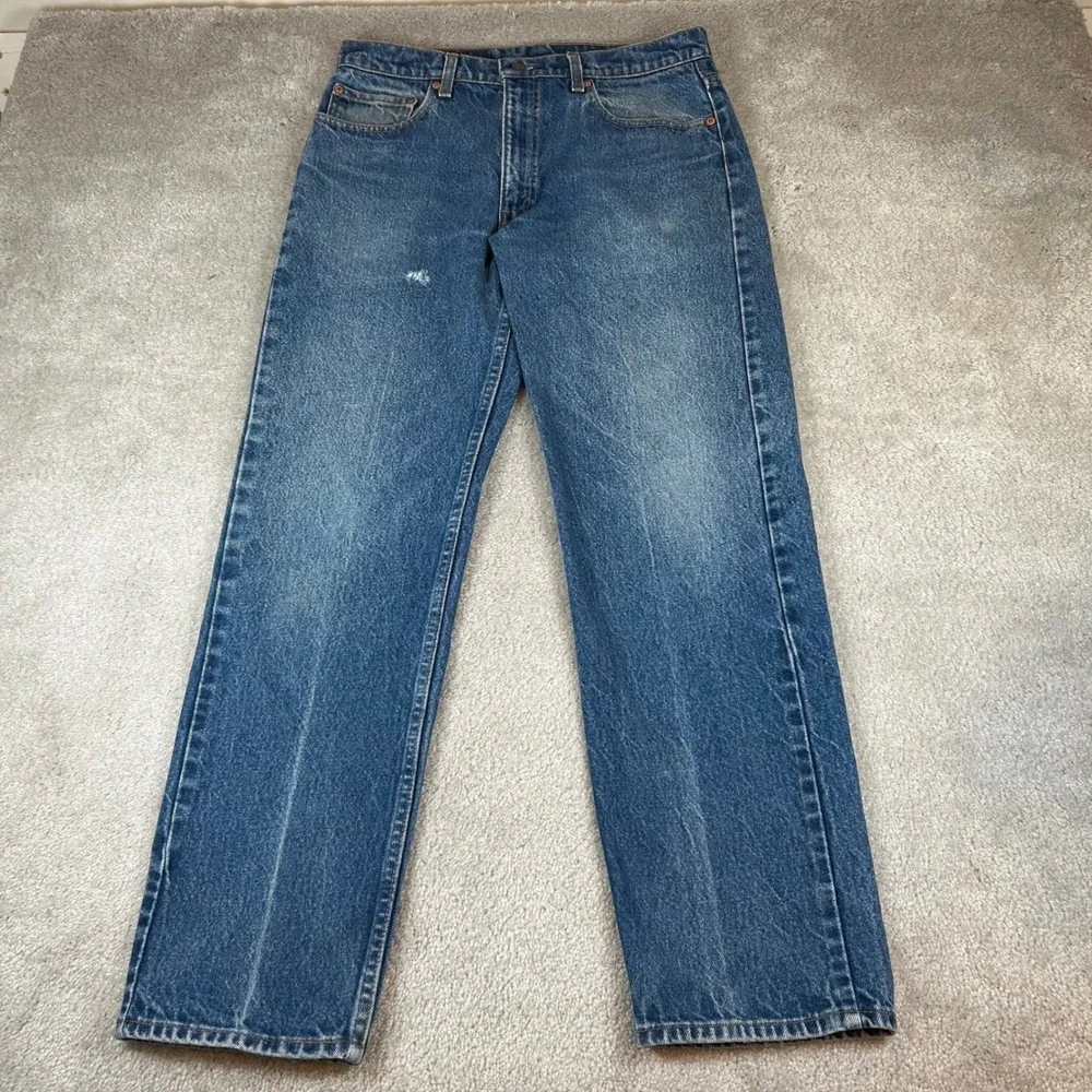 Vintage Levis 505 Jeans Mens 32x31 Blue Medium Wash Regular Fit Straight Leg USA